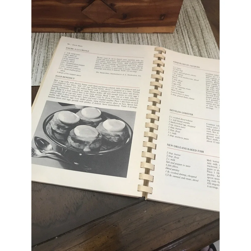 Americana Cookery Cookbook Vintage Favorite Recipes Home Economics Teachers‎